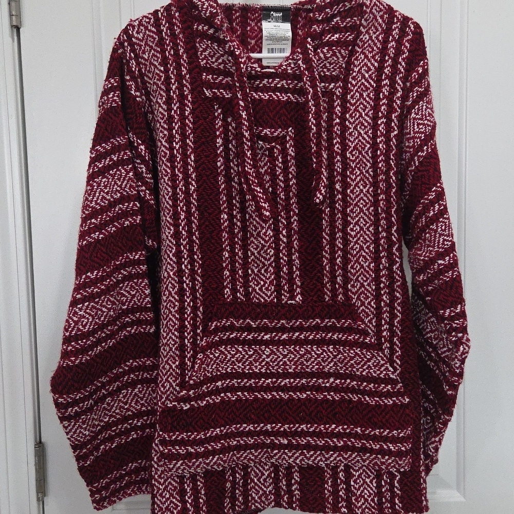 Oland Outdoor Baja Red/White Hoodie pullover size Medium